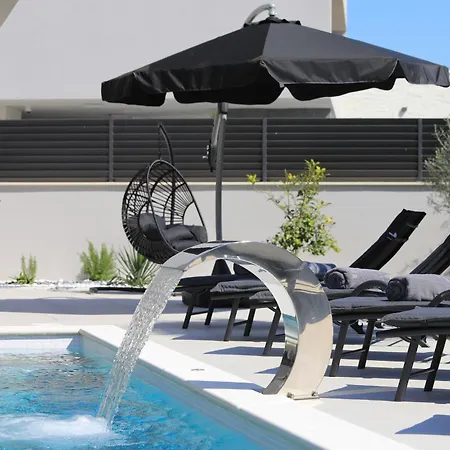 033 - Adriatic Luxury זאטון